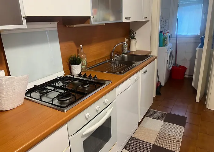 Porta Venezia Apartment *